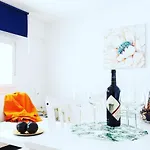 Silencioso Muy Luminoso Y Familiar * Сарагоса